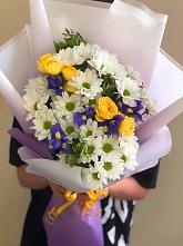 Букет цветов из:  Ирисы, Хризантемы и Розы #REPLACE_PRED# Макариху