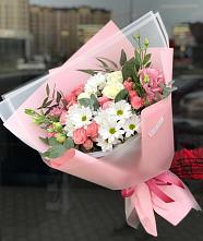 Букет цветов из:  Розы, Лизиантусы и Хризантемы в Макариху