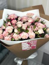 Букет цветов из:  Розы в Макариху