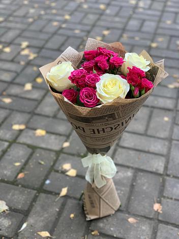Букет цветов из: Розы в Макариху